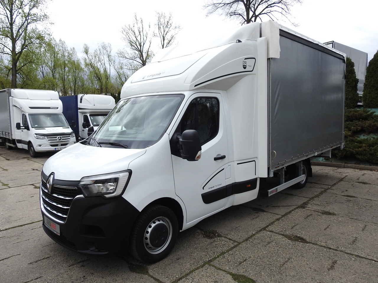 Schuifzeilen bestelwagen RENAULT MASTER TARPAULIN 10 PALLETS WEBASTO CRUISE CONTROL NAVIGATION AIR CONDITIONING LED LIGHTS PNEUMATICS 165HP: afbeelding 6 Schuifzeilen bestelwagen RENAULT MASTER TARPAULIN 10 PALLETS WEBASTO CRUISE CONTROL NAVIGATION AIR CONDITIONING LED LIGHTS PNEUMATICS 165HP: afbeelding 6