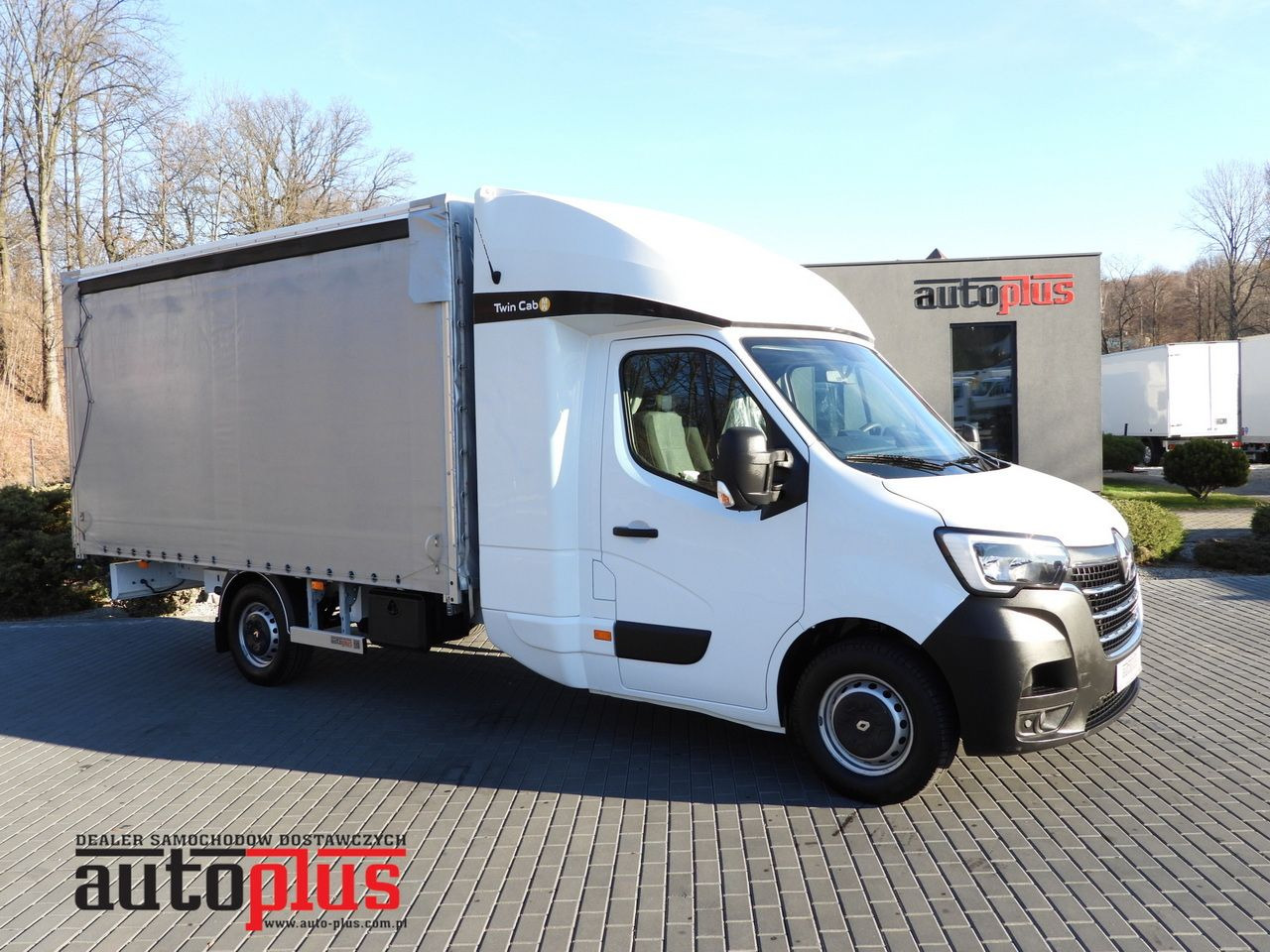 RENAULT MASTER TARPAULIN 8 PALLETS WEBASTO CRUISE CONTROL LED LIGHTS AIR CONDITIONING 165HP - Schuifzeilen bestelwagen: afbeelding 1 RENAULT MASTER TARPAULIN 8 PALLETS WEBASTO CRUISE CONTROL LED LIGHTS AIR CONDITIONING 165HP - Schuifzeilen bestelwagen: afbeelding 1