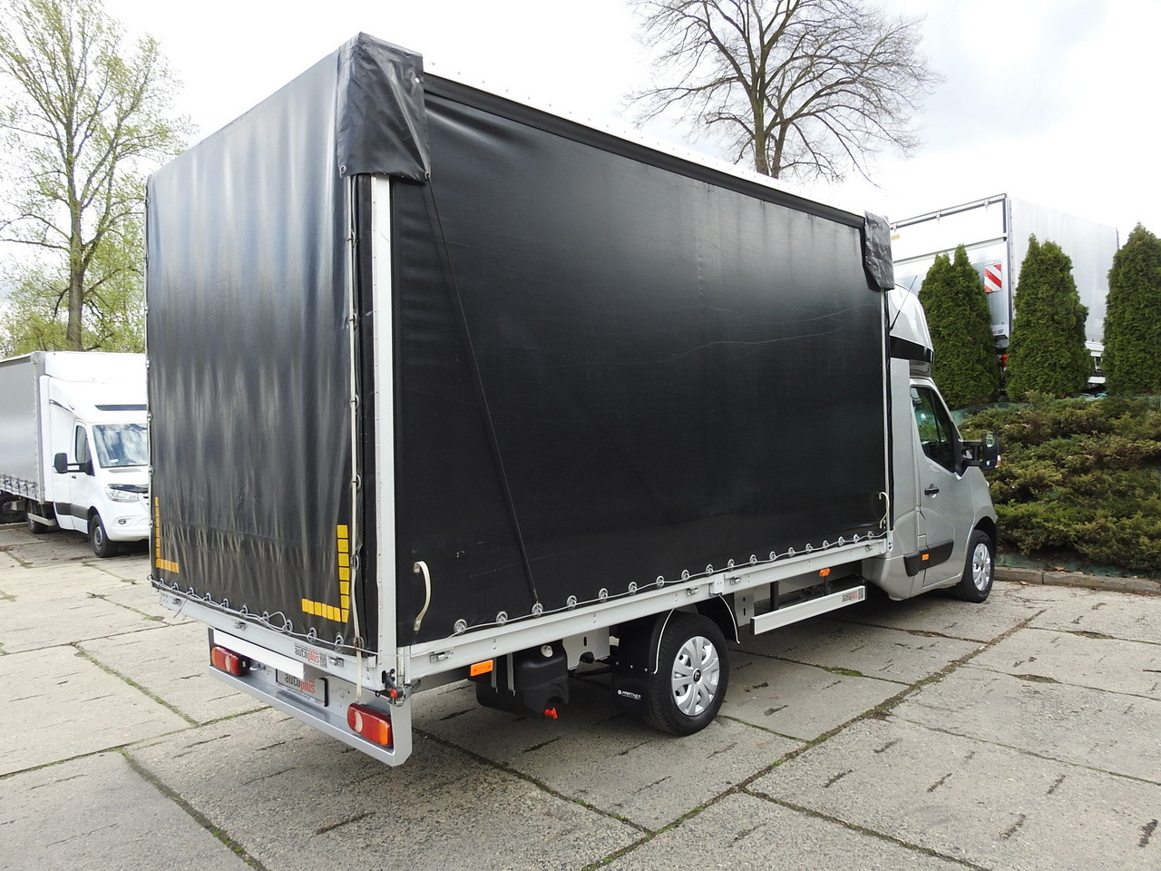 RENAULT MASTER TARPAULIN 8 PALLETS WEBASTO CRUISE CONTROL NAVIGATION AIR CONDITIONING PNEUMATICS 170HP - Schuifzeilen bestelwagen: afbeelding 3 RENAULT MASTER TARPAULIN 8 PALLETS WEBASTO CRUISE CONTROL NAVIGATION AIR CONDITIONING PNEUMATICS 170HP - Schuifzeilen bestelwagen: afbeelding 3