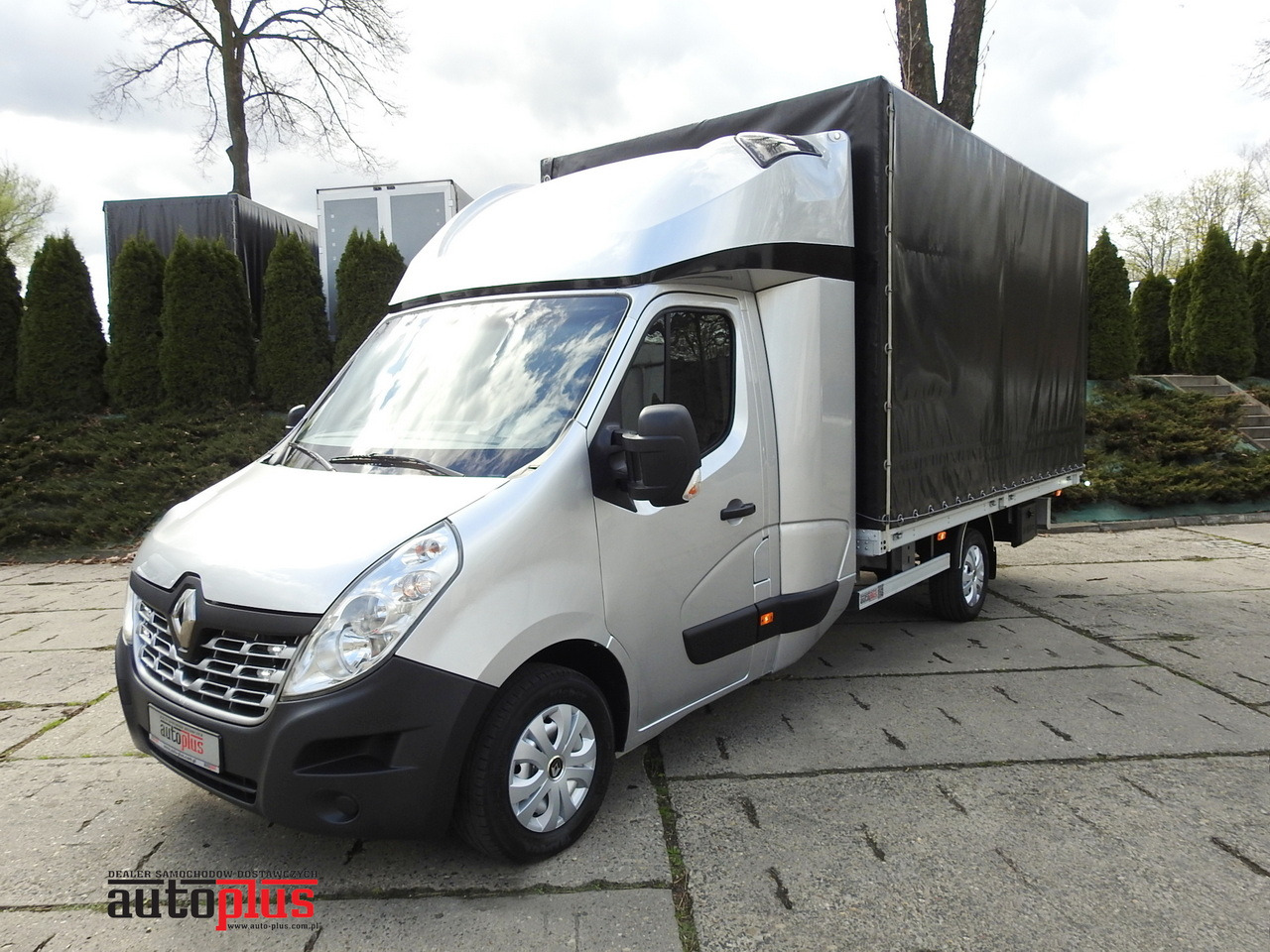 RENAULT MASTER TARPAULIN 8 PALLETS WEBASTO CRUISE CONTROL NAVIGATION AIR CONDITIONING PNEUMATICS 170HP - Schuifzeilen bestelwagen: afbeelding 1 RENAULT MASTER TARPAULIN 8 PALLETS WEBASTO CRUISE CONTROL NAVIGATION AIR CONDITIONING PNEUMATICS 170HP - Schuifzeilen bestelwagen: afbeelding 1