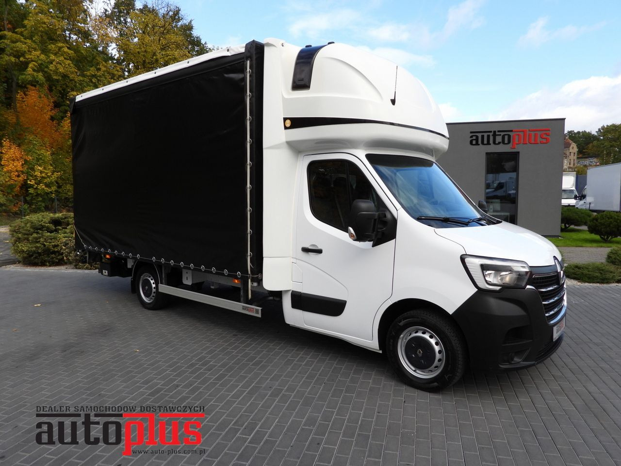 RENAULT MASTER TARPAULIN LIFT 10 PALLETS CRUISE CONTROL LED LIGHTS AIR CONDITIONING 165HP - Schuifzeilen bestelwagen: afbeelding 1 RENAULT MASTER TARPAULIN LIFT 10 PALLETS CRUISE CONTROL LED LIGHTS AIR CONDITIONING 165HP - Schuifzeilen bestelwagen: afbeelding 1