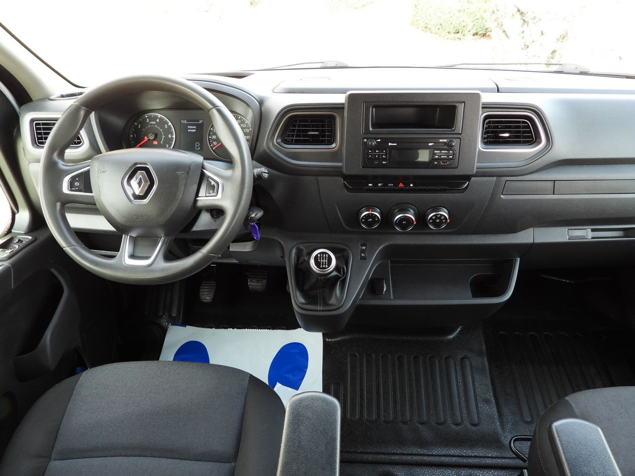 Leasing RENAULT MASTER TIPPER DOUBLE CABIN DOKA 6 SEATS CRUISE CONTROL LED LIGHTS AIR CONDITIONING  145HP RENAULT MASTER TIPPER DOUBLE CABIN DOKA 6 SEATS CRUISE CONTROL LED LIGHTS AIR CONDITIONING  145HP: afbeelding 26
