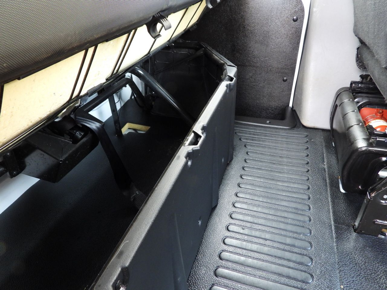 Leasing RENAULT MASTER TIPPER DOUBLE CABIN DOKA 6 SEATS CRUISE CONTROL LED LIGHTS AIR CONDITIONING  145HP RENAULT MASTER TIPPER DOUBLE CABIN DOKA 6 SEATS CRUISE CONTROL LED LIGHTS AIR CONDITIONING  145HP: afbeelding 38