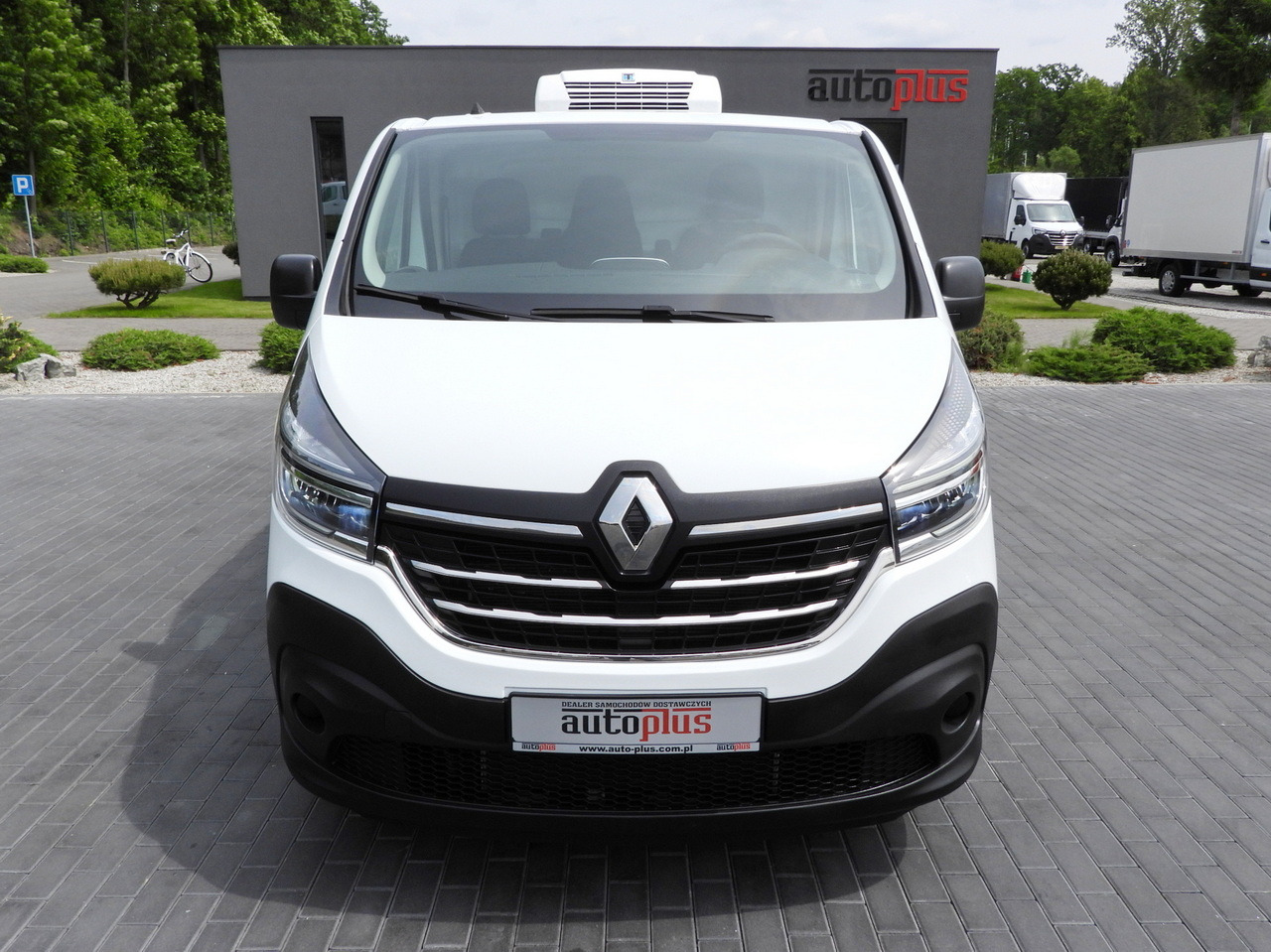 RENAULT TRAFIC REFRIGERATOR VAN 0*C CRUISE CONTROL LED LIGHTS AIR CONDITIONING 120HP - Koelwagen: afbeelding 5 RENAULT TRAFIC REFRIGERATOR VAN 0*C CRUISE CONTROL LED LIGHTS AIR CONDITIONING 120HP - Koelwagen: afbeelding 5