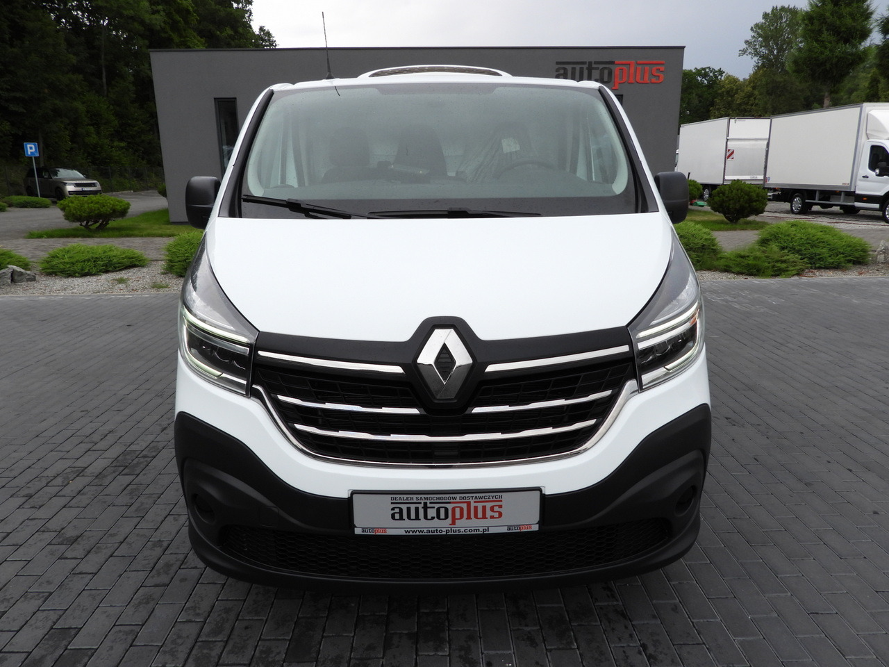 RENAULT TRAFIC REFRIGERATOR VAN -5*C POWER SUPPLY 230V CRUISE CONTROL LED LIGHTS AIR CONDITIONING 120HP - Koelwagen: afbeelding 5 RENAULT TRAFIC REFRIGERATOR VAN -5*C POWER SUPPLY 230V CRUISE CONTROL LED LIGHTS AIR CONDITIONING 120HP - Koelwagen: afbeelding 5