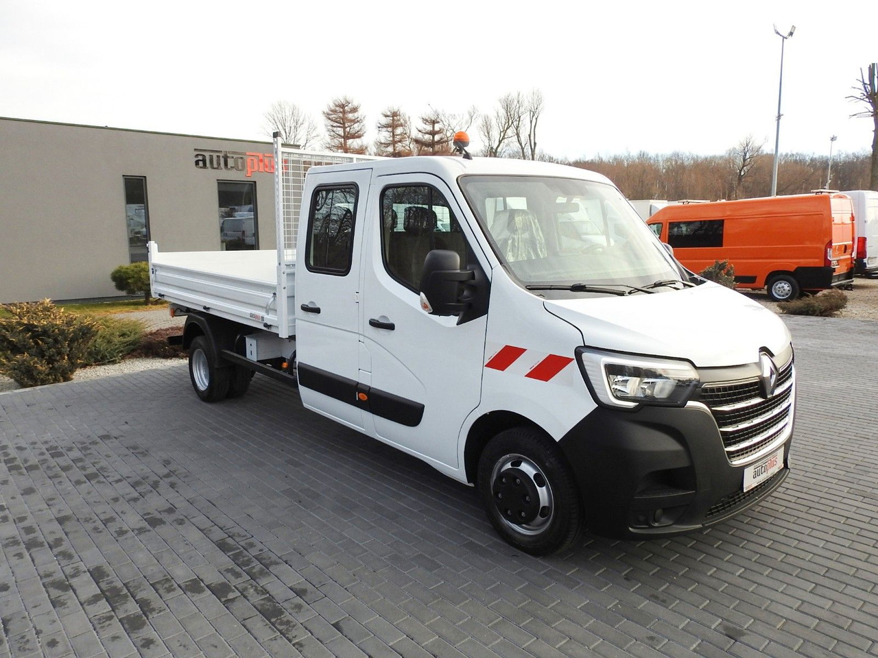 Renault MASTER KIPPER DOPPELKABINE DOKA 6 SITZE TEMPOMAT - Kipper bestelwagen, Bestelwagen met dubbele cabine: afbeelding 4 Renault MASTER KIPPER DOPPELKABINE DOKA 6 SITZE TEMPOMAT - Kipper bestelwagen, Bestelwagen met dubbele cabine: afbeelding 4