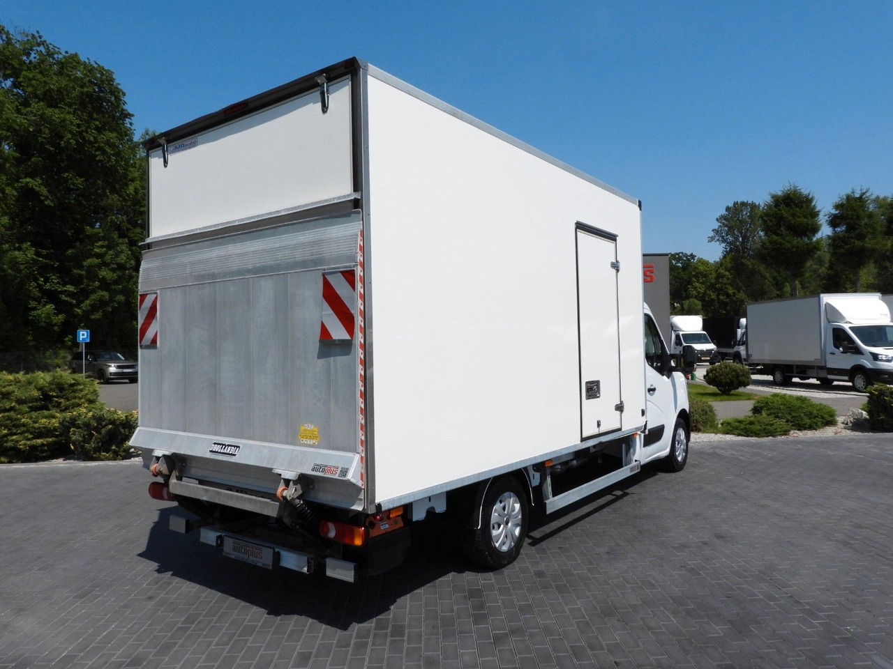 Renault MASTER KOFFER AUFZUG 8 PALETTEN TEMPOMAT LED - Bestelwagen gesloten laadbak: afbeelding 3 Renault MASTER KOFFER AUFZUG 8 PALETTEN TEMPOMAT LED - Bestelwagen gesloten laadbak: afbeelding 3