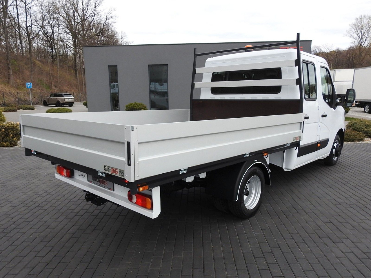Renault MASTER PRITSCHE DOPPELKABINE DOKA 7 SITZE A/C - Bestelwagen open laadbak, Bestelwagen met dubbele cabine: afbeelding 2 Renault MASTER PRITSCHE DOPPELKABINE DOKA 7 SITZE A/C - Bestelwagen open laadbak, Bestelwagen met dubbele cabine: afbeelding 2