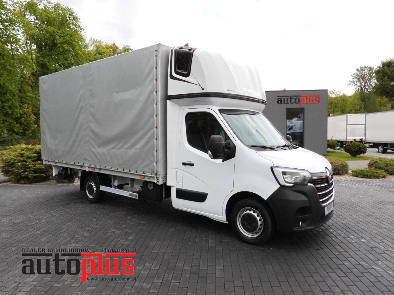 Renault MASTER PRITSCHE PLANE 10 PALETTEN WEBASTO A/C - Schuifzeilen bestelwagen: afbeelding 1 Renault MASTER PRITSCHE PLANE 10 PALETTEN WEBASTO A/C - Schuifzeilen bestelwagen: afbeelding 1