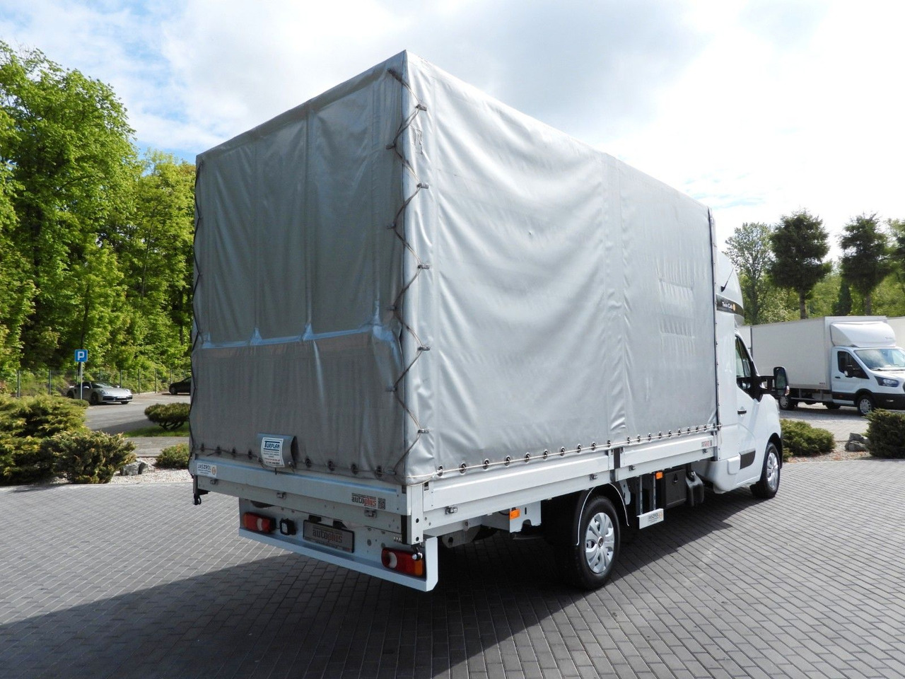 Renault MASTER PRITSCHE PLANE 8 PALETTEN TEMPOMAT A/C - Schuifzeilen bestelwagen, Bestelwagen met dubbele cabine: afbeelding 3 Renault MASTER PRITSCHE PLANE 8 PALETTEN TEMPOMAT A/C - Schuifzeilen bestelwagen, Bestelwagen met dubbele cabine: afbeelding 3