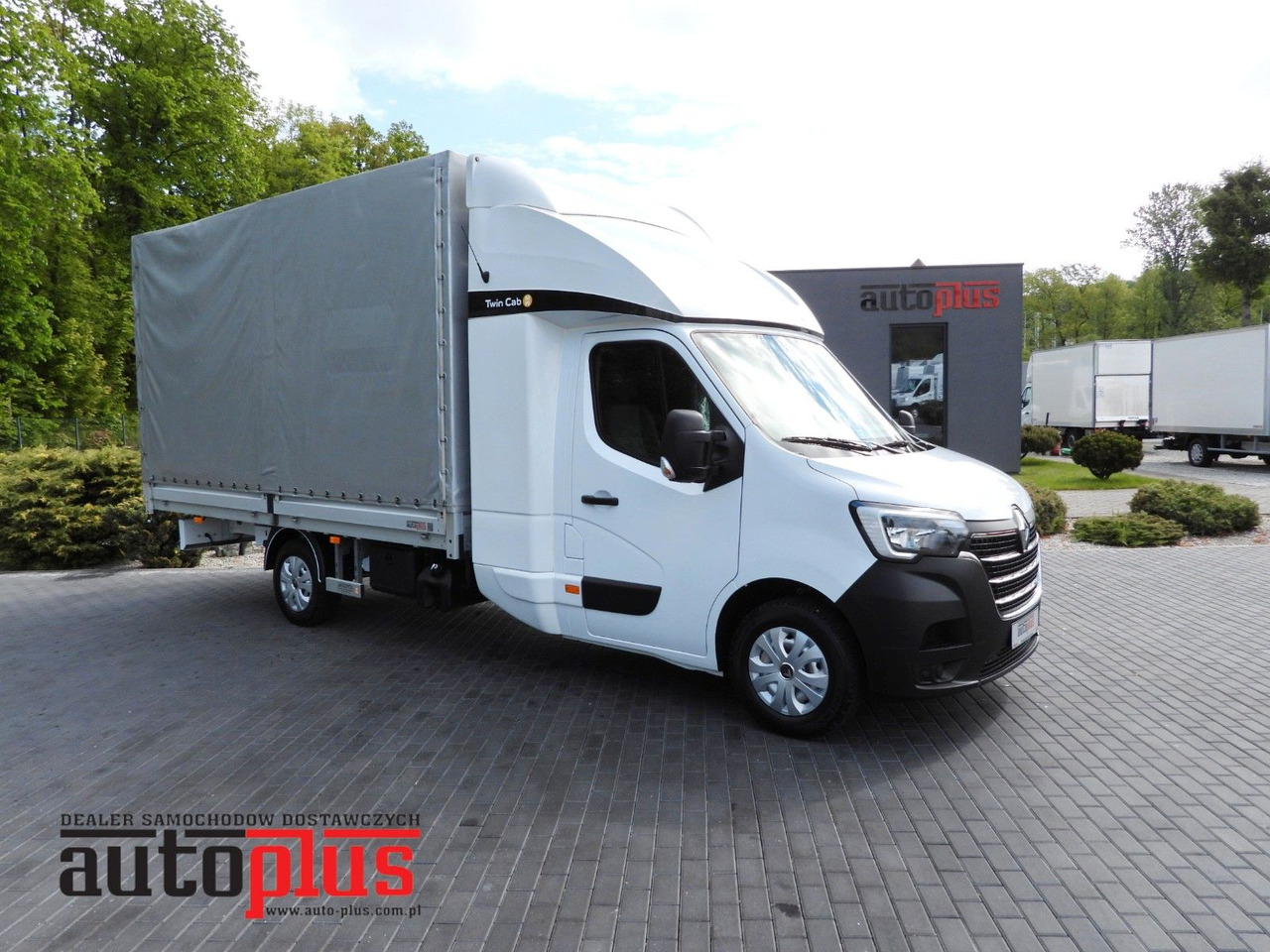 Renault MASTER PRITSCHE PLANE 8 PALETTEN TEMPOMAT A/C - Schuifzeilen bestelwagen, Bestelwagen met dubbele cabine: afbeelding 1 Renault MASTER PRITSCHE PLANE 8 PALETTEN TEMPOMAT A/C - Schuifzeilen bestelwagen, Bestelwagen met dubbele cabine: afbeelding 1