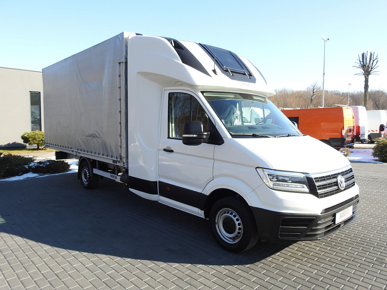 VOLKSWAGEN CRAFTER TARPAULIN 10 PALLETS WEBASTO CRUISE CONTROL AIR CONDITIONING LED LIGHTS PNEUMATICS 180HP - Schuifzeilen bestelwagen: afbeelding 4 VOLKSWAGEN CRAFTER TARPAULIN 10 PALLETS WEBASTO CRUISE CONTROL AIR CONDITIONING LED LIGHTS PNEUMATICS 180HP - Schuifzeilen bestelwagen: afbeelding 4