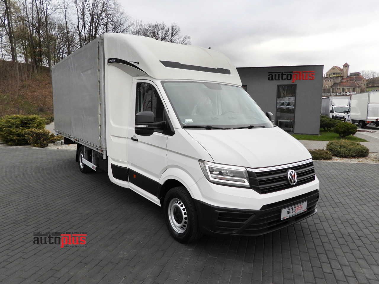VOLKSWAGEN CRAFTER TARPAULIN 10 PALLETS WEBASTO CRUISE CONTROL LED LIGHTS 180HP - Schuifzeilen bestelwagen: afbeelding 1 VOLKSWAGEN CRAFTER TARPAULIN 10 PALLETS WEBASTO CRUISE CONTROL LED LIGHTS 180HP - Schuifzeilen bestelwagen: afbeelding 1