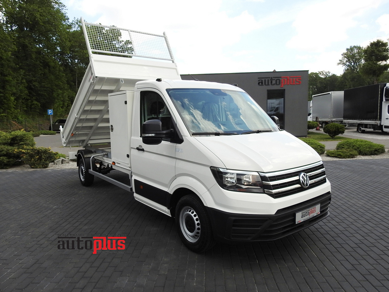 VOLKSWAGEN CRAFTER TIPPER CRUISE CONTROL  100HP - Kipper bestelwagen: afbeelding 1 VOLKSWAGEN CRAFTER TIPPER CRUISE CONTROL  100HP - Kipper bestelwagen: afbeelding 1
