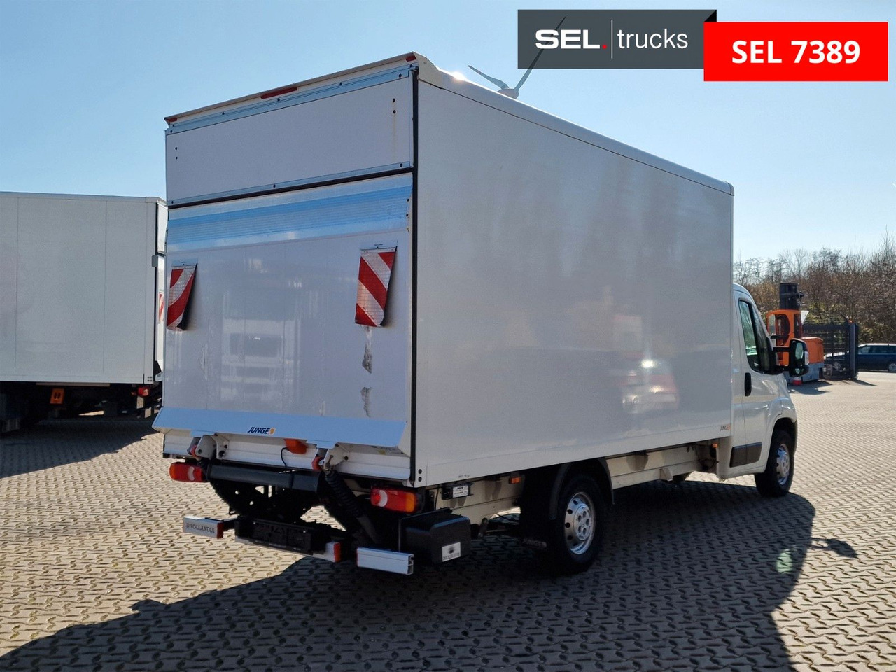 Citroën Jumper / Ladebordwand / 3 Sitzen / Klimaanlage - Bestelwagen gesloten laadbak: afbeelding 5 Citroën Jumper / Ladebordwand / 3 Sitzen / Klimaanlage - Bestelwagen gesloten laadbak: afbeelding 5