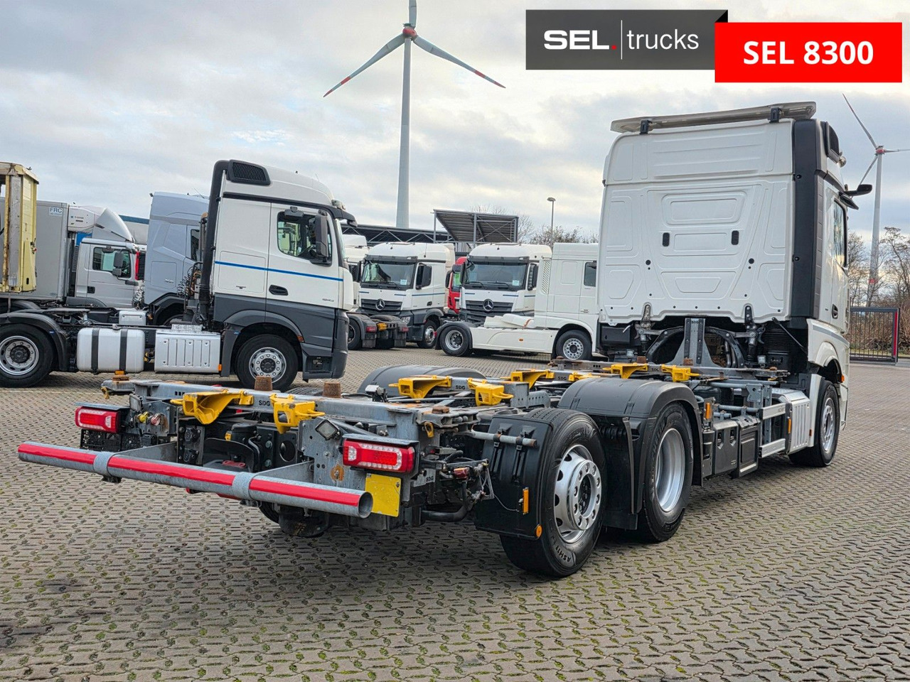 Mercedes-Benz Actros 2545 /Retarder/2 Tanks/Xenon/Liftachse/6D - Containertransporter/ Wissellaadbak vrachtwagen: afbeelding 5 Mercedes-Benz Actros 2545 /Retarder/2 Tanks/Xenon/Liftachse/6D - Containertransporter/ Wissellaadbak vrachtwagen: afbeelding 5