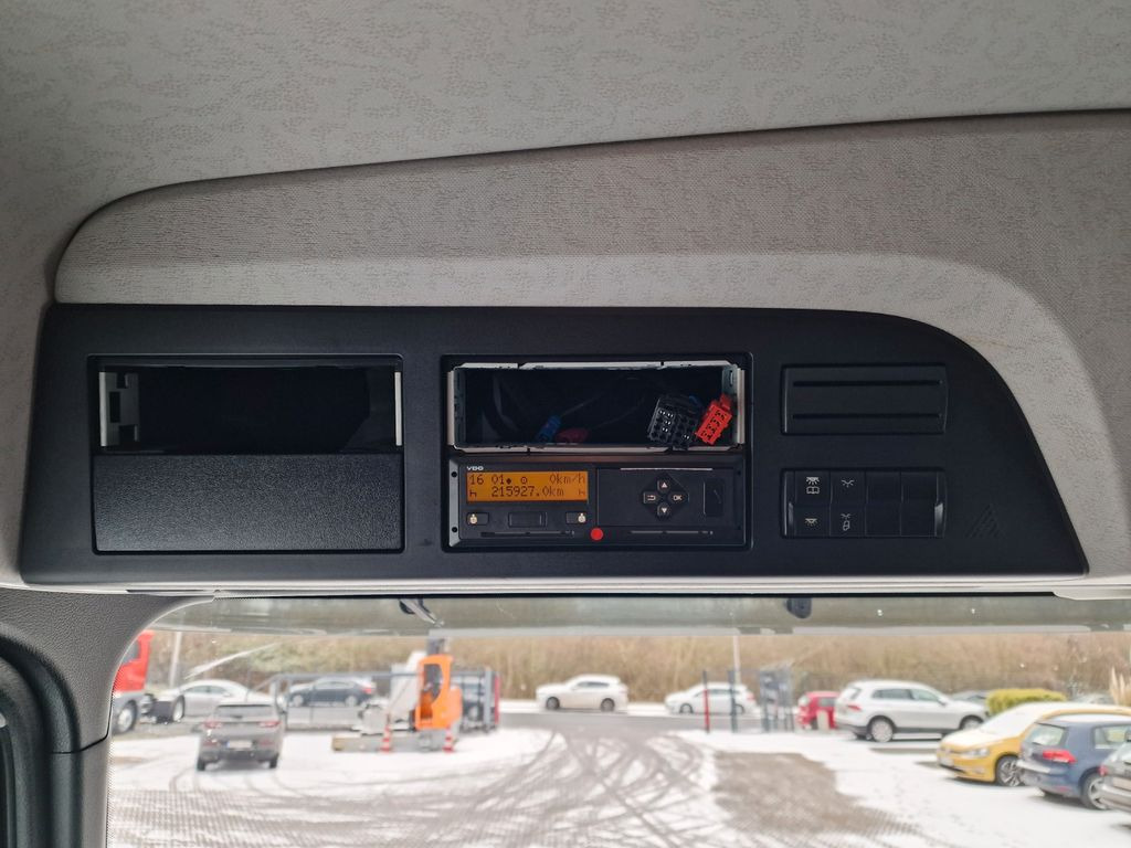 Schuifzeilen vrachtwagen Mercedes-Benz Antos 1840 Mercedes-Benz Antos 1840: afbeelding 19 Schuifzeilen vrachtwagen Mercedes-Benz Antos 1840 Mercedes-Benz Antos 1840: afbeelding 19