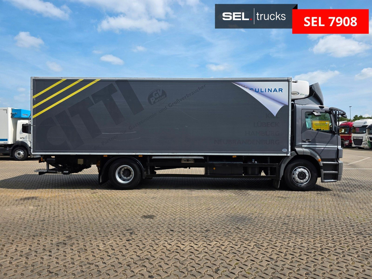 Mercedes-Benz Axor 1824L / Ladebordwand / Carrier Supra 950Mt - Koelwagen vrachtwagen: afbeelding 4 Mercedes-Benz Axor 1824L / Ladebordwand / Carrier Supra 950Mt - Koelwagen vrachtwagen: afbeelding 4