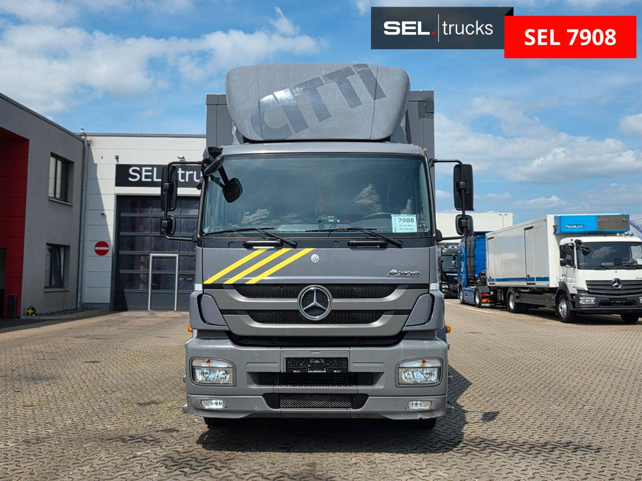 Mercedes-Benz Axor 1824L / Ladebordwand / Carrier Supra 950Mt - Koelwagen vrachtwagen: afbeelding 2 Mercedes-Benz Axor 1824L / Ladebordwand / Carrier Supra 950Mt - Koelwagen vrachtwagen: afbeelding 2