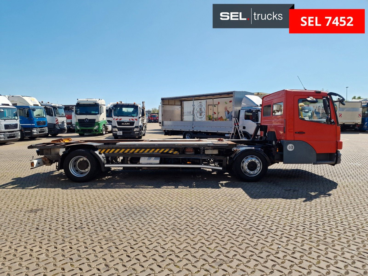 Mercedes-Benz KAMAG WBH 25 / Umsetzer / Wiesel / Rangierer - Containertransporter/ Wissellaadbak vrachtwagen: afbeelding 4 Mercedes-Benz KAMAG WBH 25 / Umsetzer / Wiesel / Rangierer - Containertransporter/ Wissellaadbak vrachtwagen: afbeelding 4