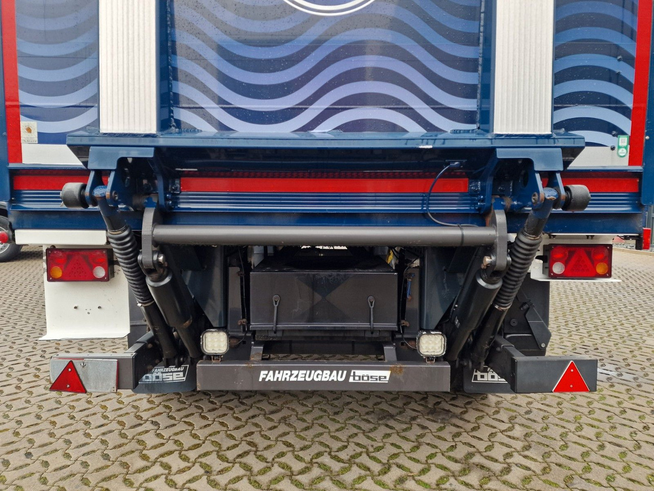 Drankenwagen aanhangwagen System Trailers PRASL 18 / Ladebordwand: afbeelding 22 Drankenwagen aanhangwagen System Trailers PRASL 18 / Ladebordwand: afbeelding 22