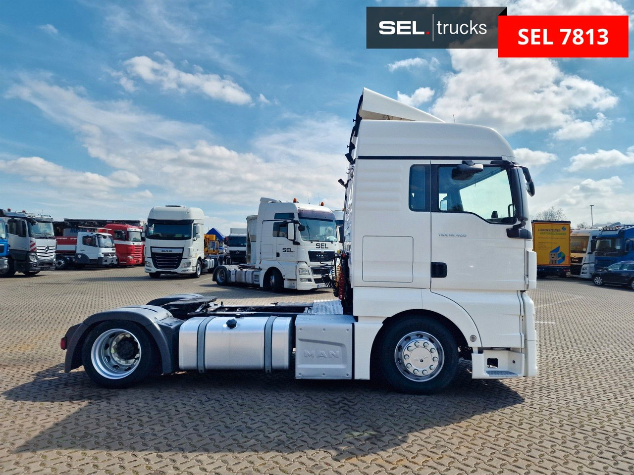 MAN TGX 18.400 4X2 LLS-U / ZF Intarder LOW KM !! - Trekker: afbeelding 4 MAN TGX 18.400 4X2 LLS-U / ZF Intarder LOW KM !! - Trekker: afbeelding 4