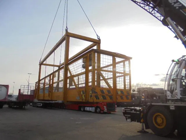 YKE / Hogendoorn MANBAK MB 3 - Aanbouwdeel voor Bouwmachine: afbeelding 2 YKE / Hogendoorn MANBAK MB 3 - Aanbouwdeel voor Bouwmachine: afbeelding 2