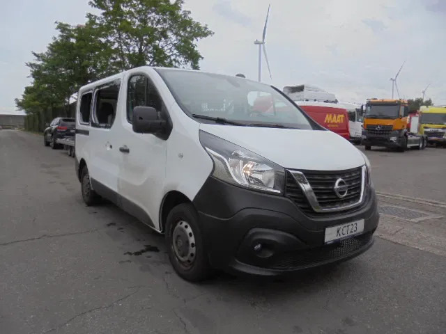 Nissan NV 300 - Bus: afbeelding 3 Nissan NV 300 - Bus: afbeelding 3