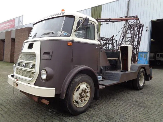 DAF 1300 BB NL KENTEKEN - Kraanwagen: afbeelding 1 DAF 1300 BB NL KENTEKEN - Kraanwagen: afbeelding 1