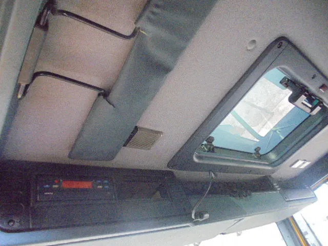 Vuilniswagen DAF 75.240 75 240 6X2: afbeelding 12