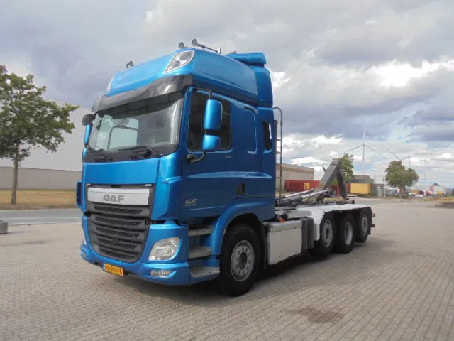 DAF CF 510 8X2 TRIPLE NL TRUCK - Haakarmsysteem vrachtwagen: afbeelding 1 DAF CF 510 8X2 TRIPLE NL TRUCK - Haakarmsysteem vrachtwagen: afbeelding 1