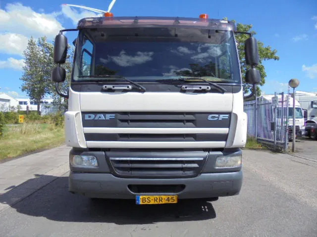 DAF CF 75.250 FAG 250 6X2 - Bakwagen: afbeelding 2 DAF CF 75.250 FAG 250 6X2 - Bakwagen: afbeelding 2