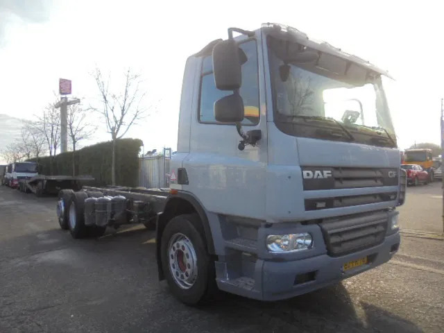 DAF CF 75.310 EEV FAN 6x2 NL TRUCK - Chassis vrachtwagen: afbeelding 3 DAF CF 75.310 EEV FAN 6x2 NL TRUCK - Chassis vrachtwagen: afbeelding 3