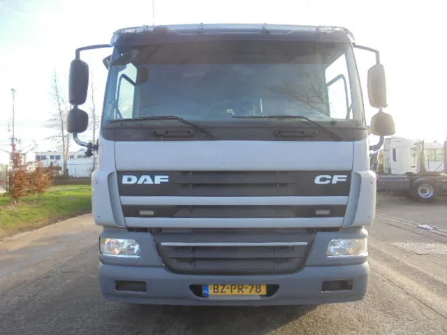 DAF CF 75.310 EEV FAN 6x2 NL TRUCK - Chassis vrachtwagen: afbeelding 2 DAF CF 75.310 EEV FAN 6x2 NL TRUCK - Chassis vrachtwagen: afbeelding 2