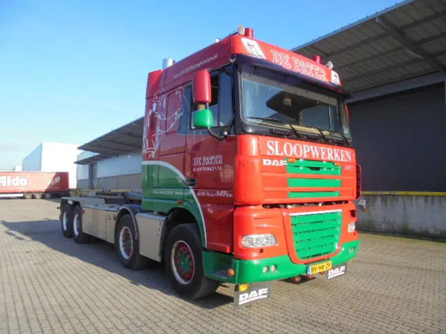 DAF XF 105 410 FAD 8X4 STEEL SUSPENSION - Haakarmsysteem vrachtwagen: afbeelding 2 DAF XF 105 410 FAD 8X4 STEEL SUSPENSION - Haakarmsysteem vrachtwagen: afbeelding 2