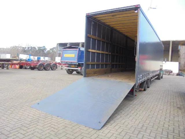 Fruehauf ONCZ 30-218 A - Dieplader oplegger: afbeelding 2 Fruehauf ONCZ 30-218 A - Dieplader oplegger: afbeelding 2