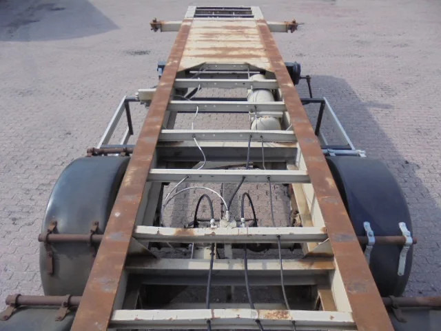 Groenewegen 20CC-15-18 STEEL SPRINGS - Containertransporter/ Wissellaadbak oplegger: afbeelding 5 Groenewegen 20CC-15-18 STEEL SPRINGS - Containertransporter/ Wissellaadbak oplegger: afbeelding 5