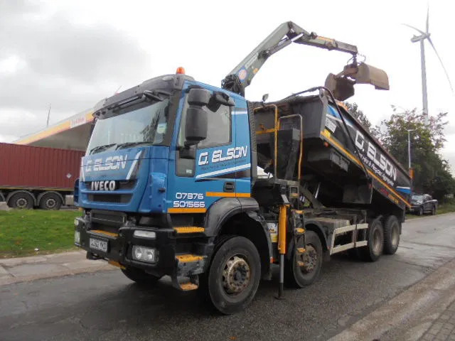 Kipper vrachtwagen, Kraanwagen Iveco AD340T36 8X4: afbeelding 6 Kipper vrachtwagen, Kraanwagen Iveco AD340T36 8X4: afbeelding 6