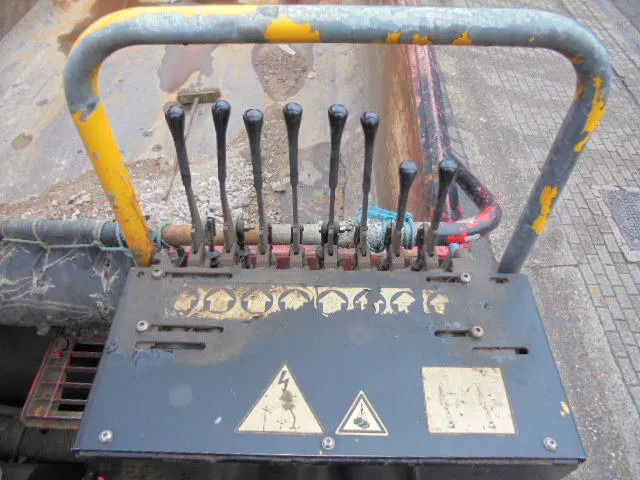 Kipper vrachtwagen, Kraanwagen Iveco AD340T36 8X4: afbeelding 13 Kipper vrachtwagen, Kraanwagen Iveco AD340T36 8X4: afbeelding 13