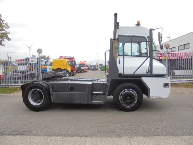 Kalmar TT616I TT616IC-9-L1A8 - Terminal trekker: afbeelding 4 Kalmar TT616I TT616IC-9-L1A8 - Terminal trekker: afbeelding 4