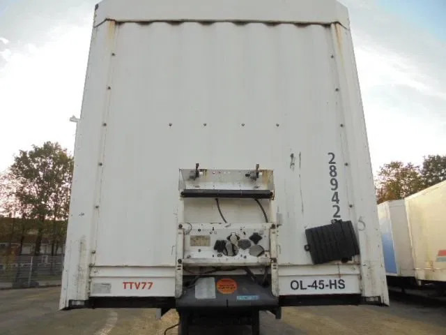 Krone SZ NL KENTEKEN - Gesloten oplegger: afbeelding 2 Krone SZ NL KENTEKEN - Gesloten oplegger: afbeelding 2