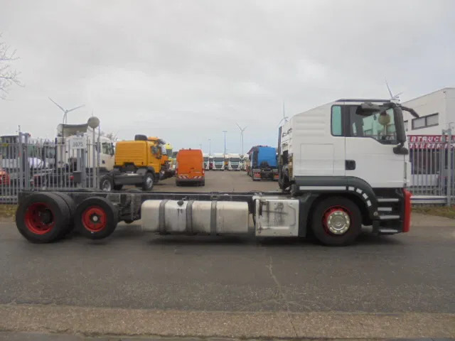 MAN TGS 23.400 LL.U 6X2 - Autovrachtwagen vrachtwagen: afbeelding 2 MAN TGS 23.400 LL.U 6X2 - Autovrachtwagen vrachtwagen: afbeelding 2