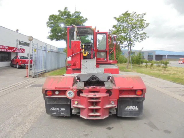 Terminal trekker MOL YM225/4X2 40KM/H: afbeelding 6