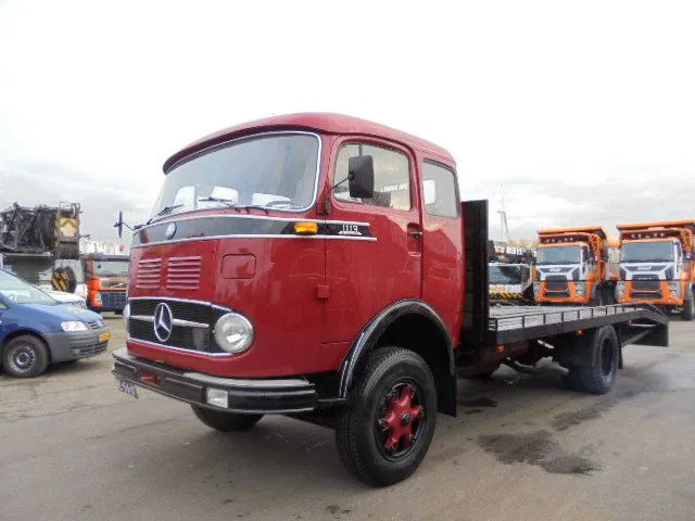 Mercedes-Benz 1113 - Autovrachtwagen vrachtwagen: afbeelding 1 Mercedes-Benz 1113 - Autovrachtwagen vrachtwagen: afbeelding 1