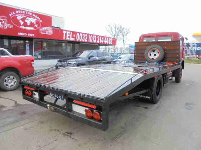 Mercedes-Benz 1113 - Autovrachtwagen vrachtwagen: afbeelding 4 Mercedes-Benz 1113 - Autovrachtwagen vrachtwagen: afbeelding 4