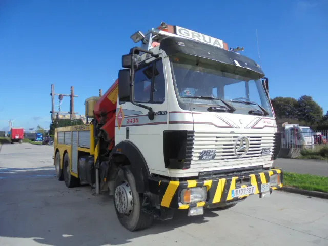 Mercedes-Benz 2435 S/6X2/4 + ROBSON DRIVE - Bergingsvoertuig: afbeelding 4 Mercedes-Benz 2435 S/6X2/4 + ROBSON DRIVE - Bergingsvoertuig: afbeelding 4