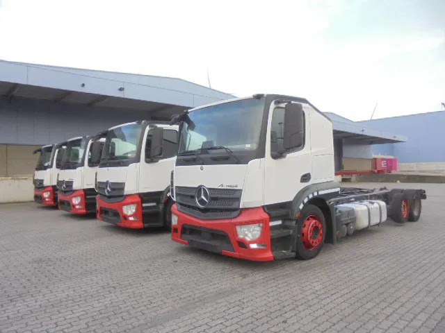 Mercedes-Benz ACTROS 2340 LL 6X2 KASSBOHRER - Autovrachtwagen vrachtwagen: afbeelding 1 Mercedes-Benz ACTROS 2340 LL 6X2 KASSBOHRER - Autovrachtwagen vrachtwagen: afbeelding 1