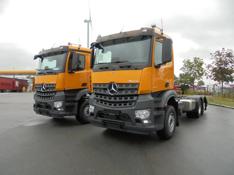 Mercedes-Benz Arocs 2848 6X2 NEW DEMO - Chassis vrachtwagen: afbeelding 1 Mercedes-Benz Arocs 2848 6X2 NEW DEMO - Chassis vrachtwagen: afbeelding 1