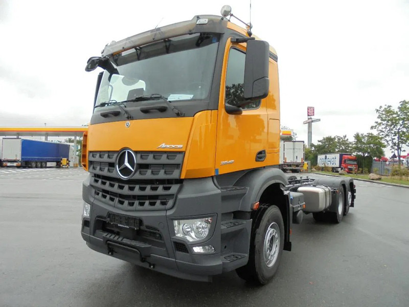 Mercedes-Benz Arocs AROCS 2848 6X2 MET FABRIEKS GARANTIE - Chassis vrachtwagen: afbeelding 1 Mercedes-Benz Arocs AROCS 2848 6X2 MET FABRIEKS GARANTIE - Chassis vrachtwagen: afbeelding 1