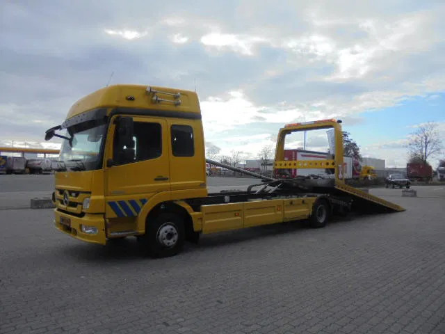 Mercedes-Benz Atego 1224 240 PS NL TRUCK - Bergingsvoertuig: afbeelding 1 Mercedes-Benz Atego 1224 240 PS NL TRUCK - Bergingsvoertuig: afbeelding 1